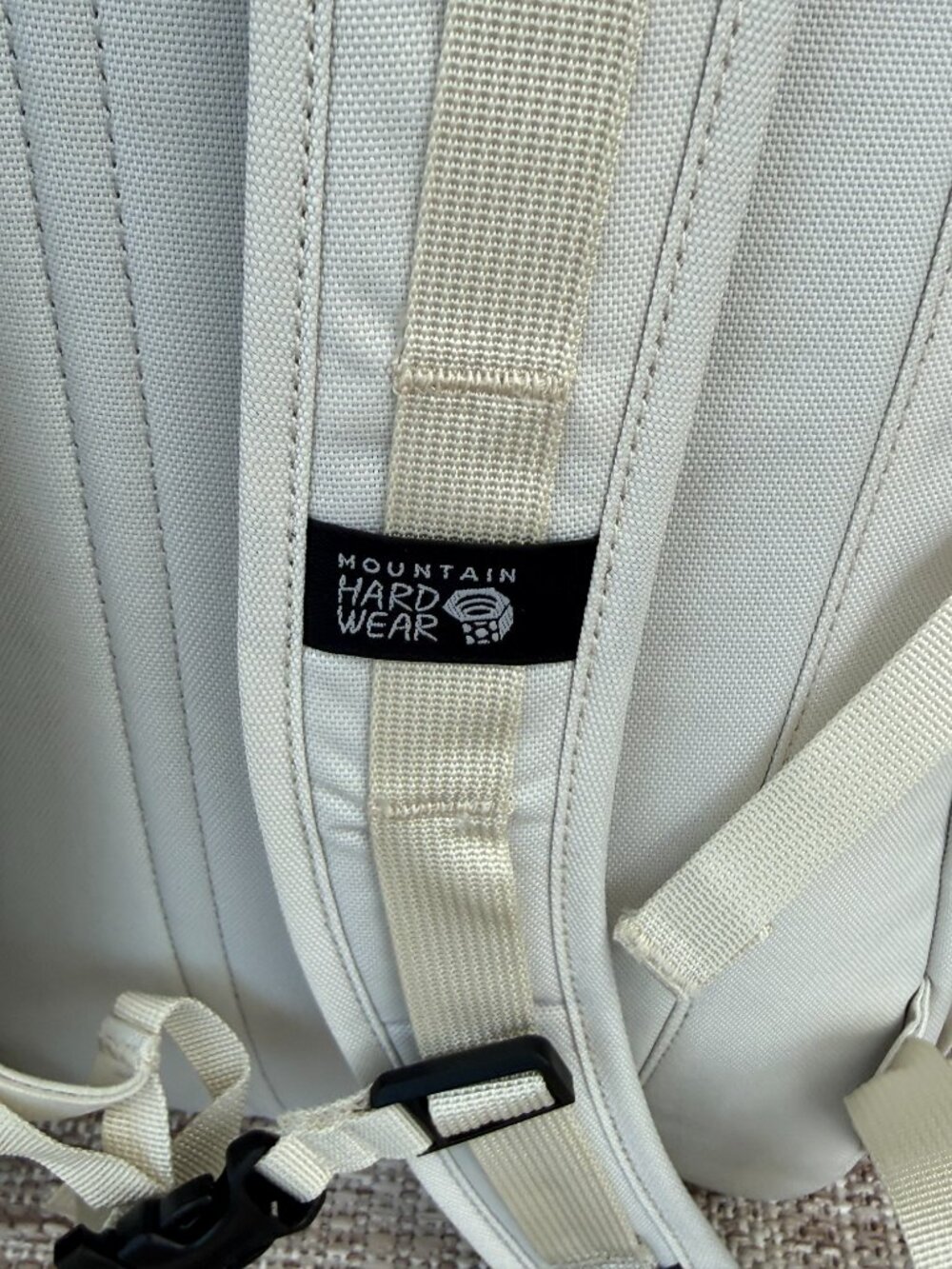Mountain Hardwear Tallac 25L Women's Backpack White Utility Pack Outdoor New - Picture 6 of 13